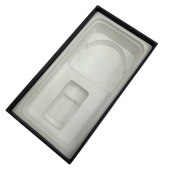 Apple iPhone 8 Space Gray 256GB Original Retail Box Only MQ7Q2LL/A - Picture 2 of 7